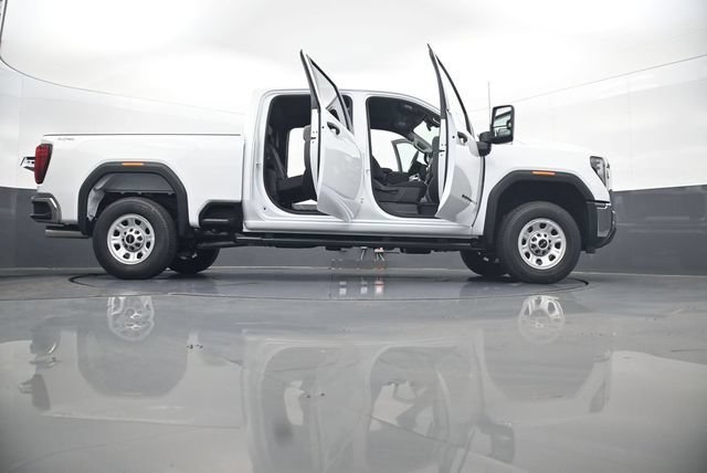 2026 GMC Sierra 3500HD Pro - Photo 33