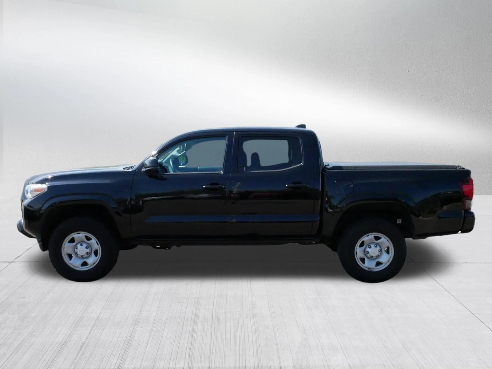 Used 2021 Midnight Black Metallic Toyota SR image 4