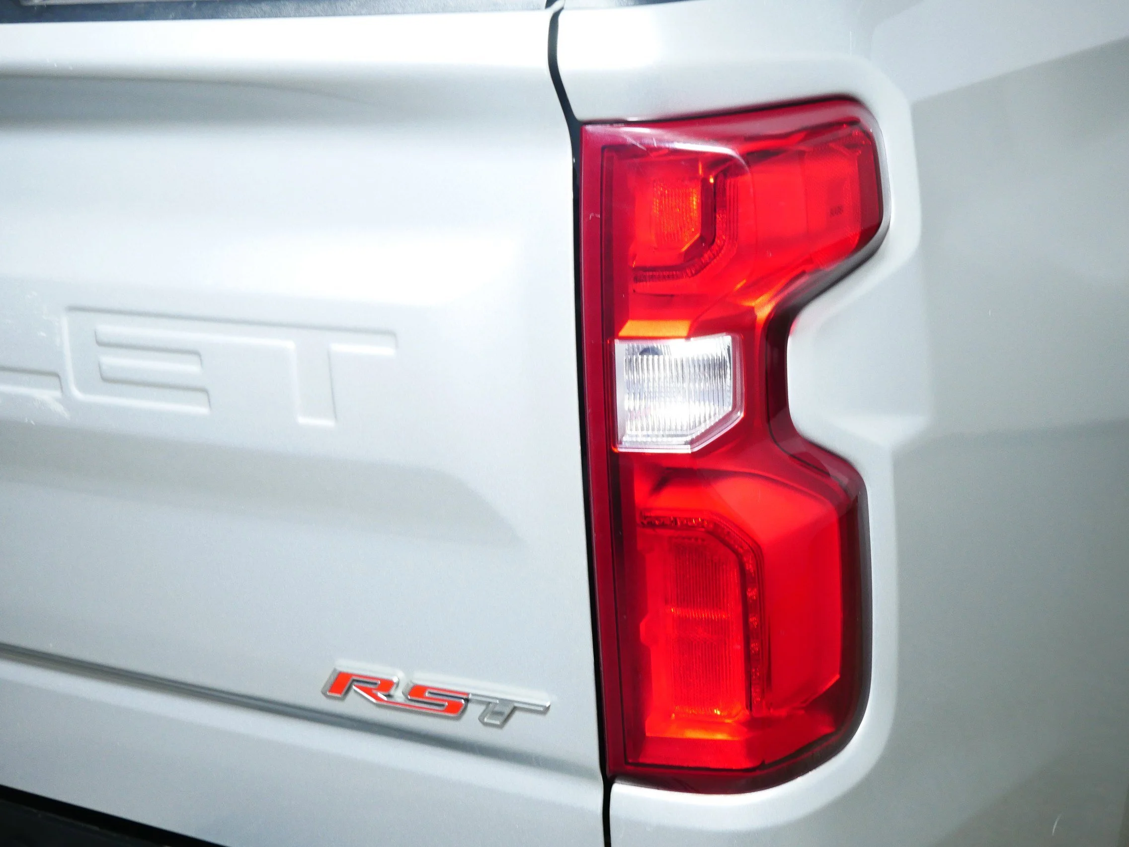 2020 Chevrolet Silverado 1500 RST - Photo 17