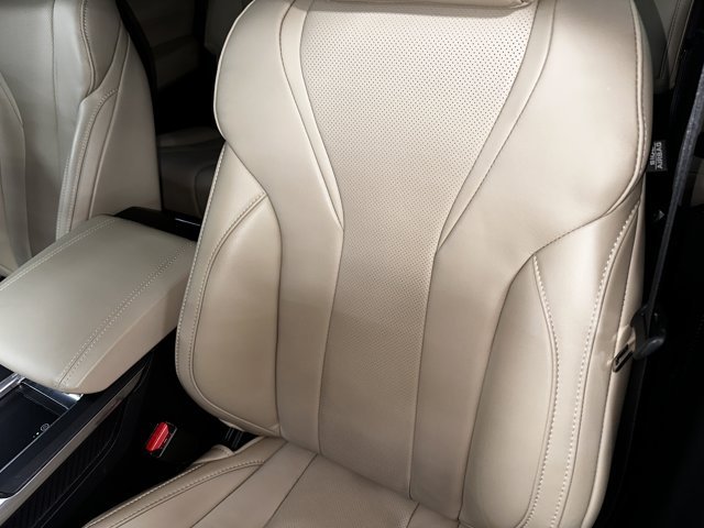 Used 2023 Platinum White Pearl Acura w/Technology Package image 10