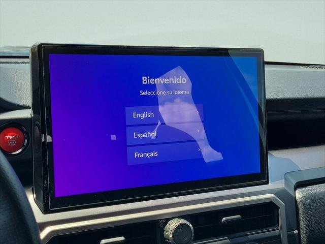 Certified Used 2025 WIND CHILL PEARL Toyota  image 21