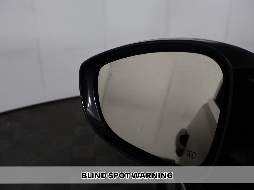 Used 2023 Black Chrysler Limited image 6