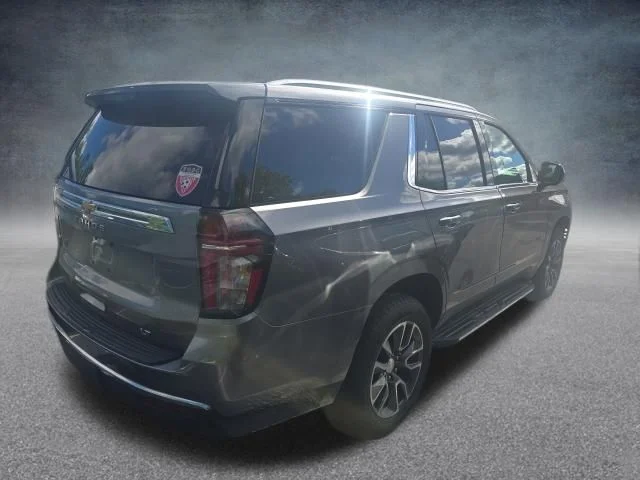 Used 2021 Gray Chevrolet LT image 7