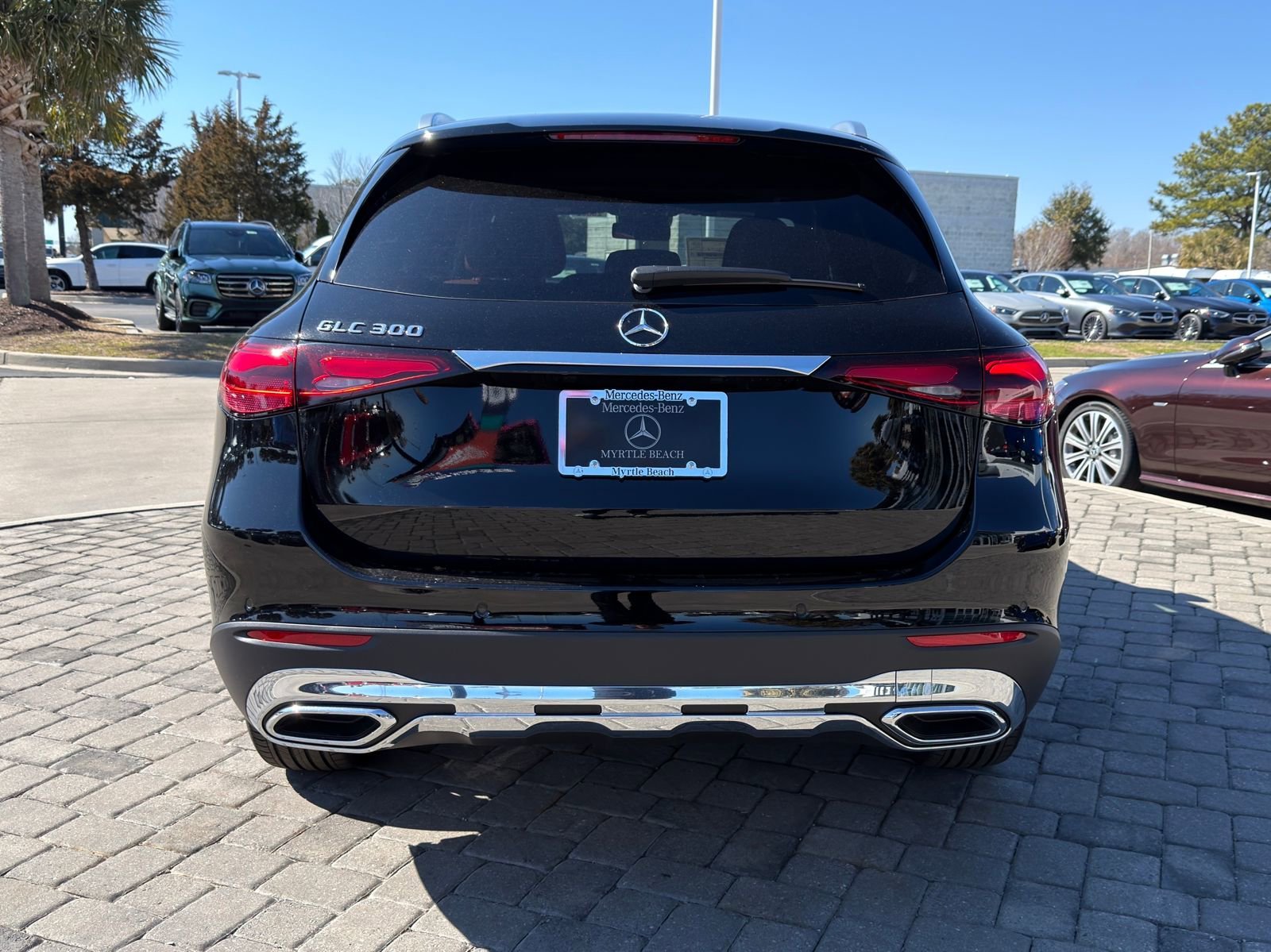New 2026 Black Mercedes-Benz GLC 300 image 35
