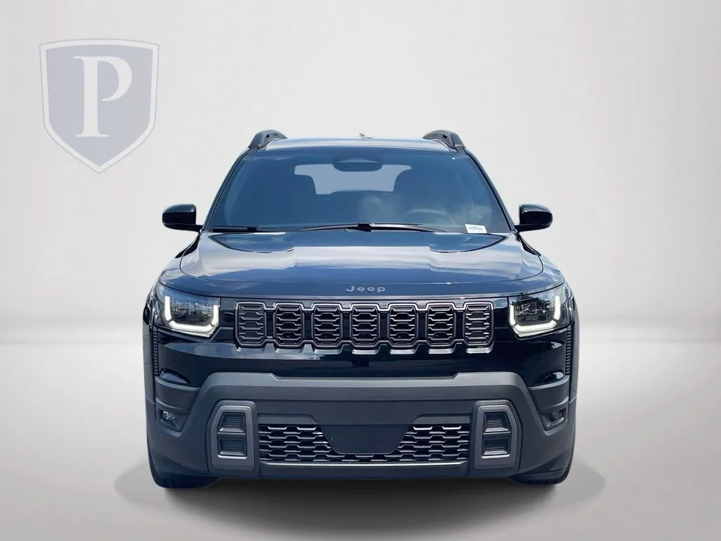 New 2026 Diamond Black Crystal Pearlcoat Jeep Laredo image 3