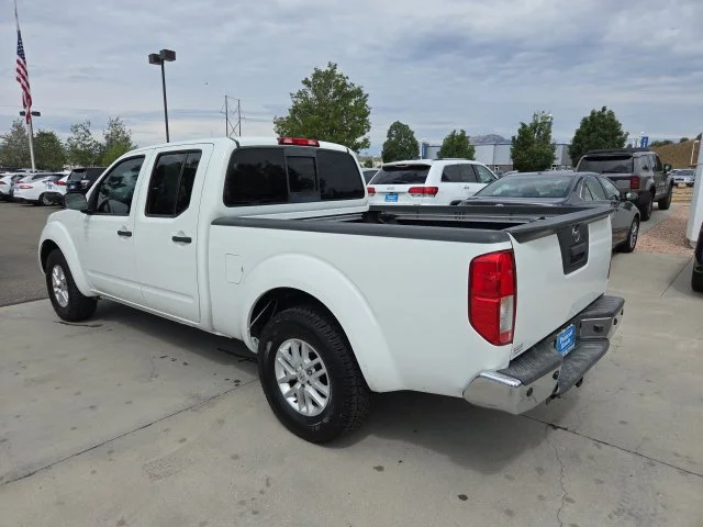 Used 2017 White Nissan SV image 7