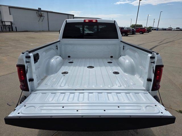 2025 RAM 2500 Tradesman - Photo 9