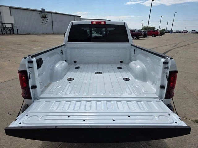 2025 RAM 2500 Tradesman - Photo 9