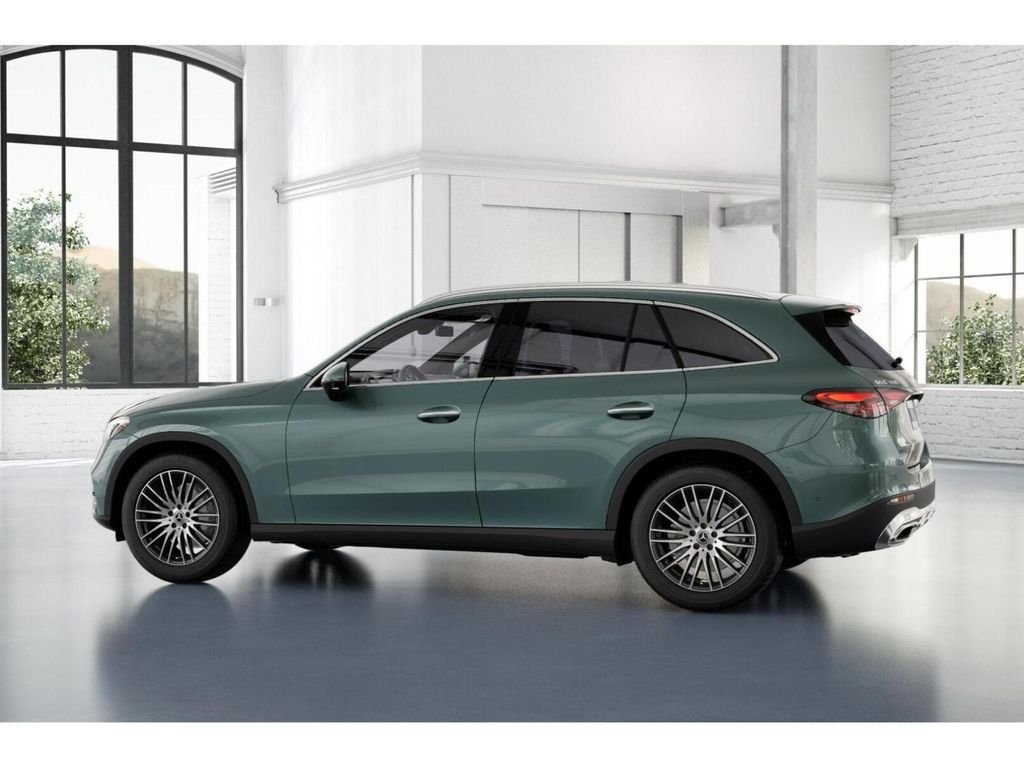 New 2026 Verde Silver Metallic Mercedes-Benz GLC 300 image 32