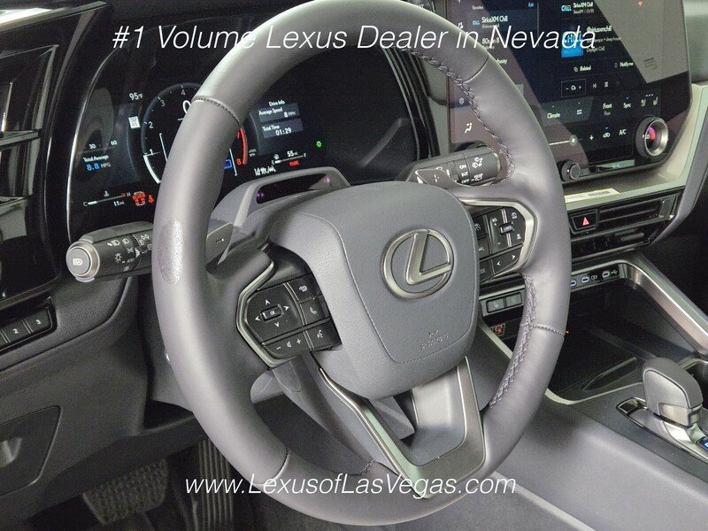 New 2026 Wind Chill Pearl Lexus PREMIUM AWD image 18