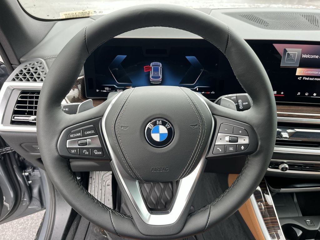 New 2026 Gray Metallic BMW xDrive40i image 14