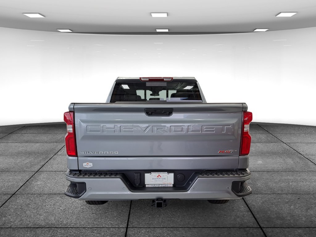 2026 Chevrolet Silverado 1500 RST Crew Cab Pickup Slide 4