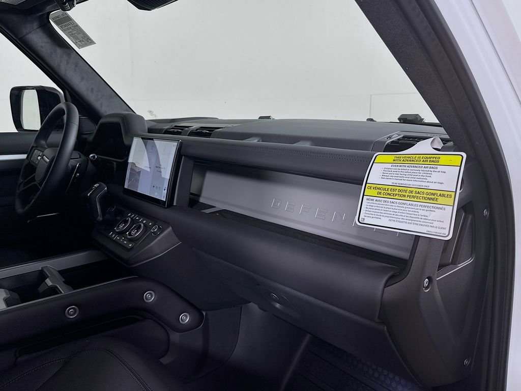 2025 Land Rover Defender V8 - Photo 31