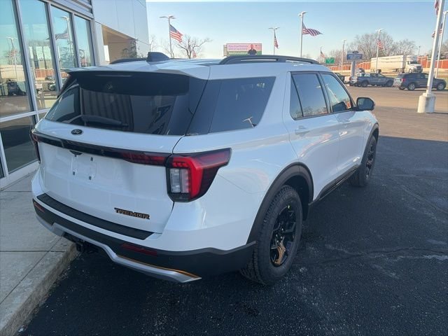 New 2026 Star White Metallic Tri-Coat Ford Tremor® image 8