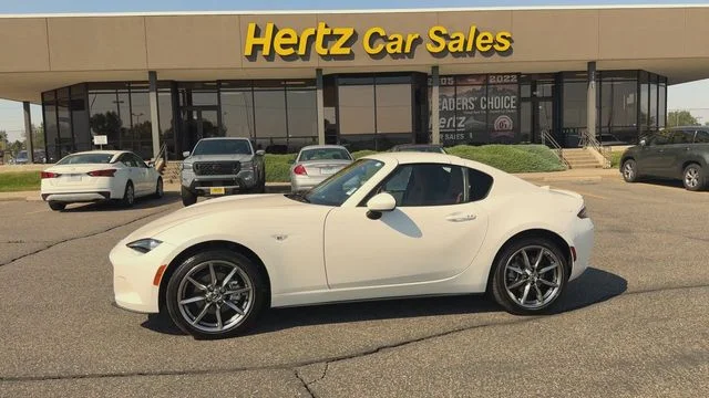 Used 2022 White Mazda Grand Touring image 5