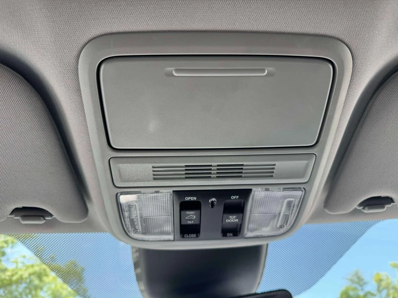 2023 Honda Odyssey EX-L - Photo 38
