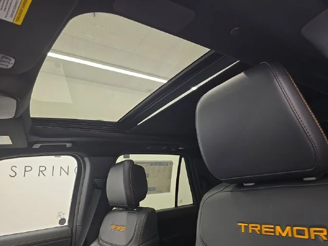 New 2027 Dark Matter Gray Metallic Ford Tremor® image 31