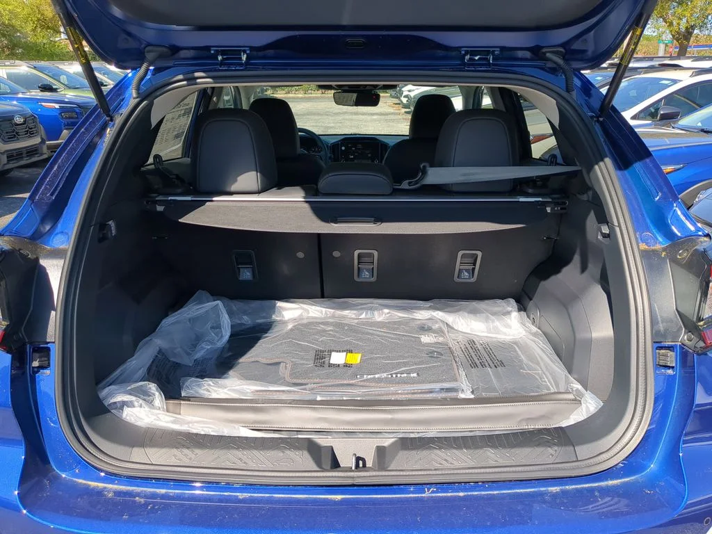 New 2026 SAPPHIRE BLUE PEARL Subaru Limited image 9