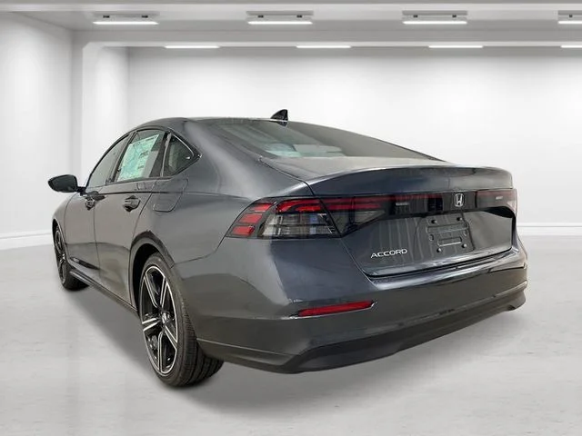New 2026 Meteorite Gray Metallic Honda SE image 3
