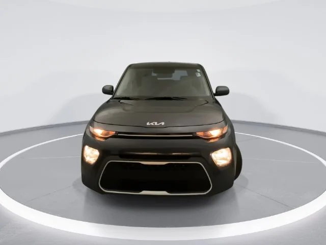 Used 2022 Gray Kia LX image 9