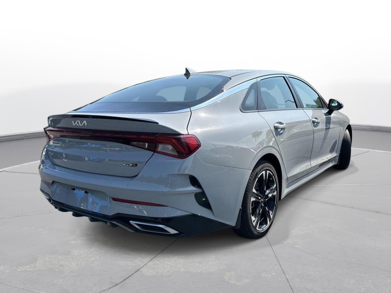 Used 2022 Wolf Gray Kia GT-Line image 6