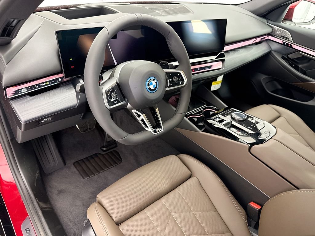 New 2027 Red Metallic BMW 550e xDrive image 9