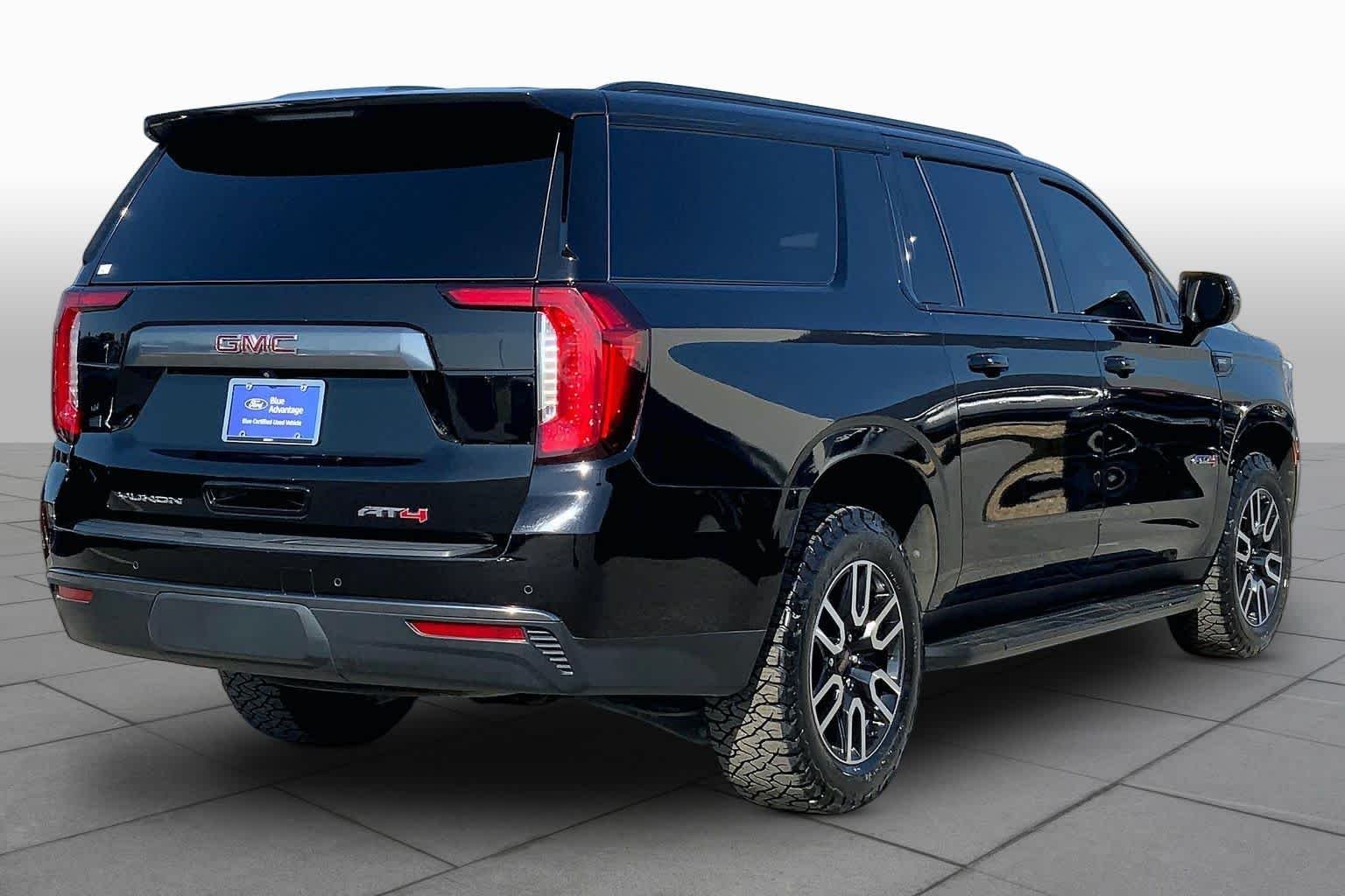 Used 2023 Onyx Black GMC AT4 image 23