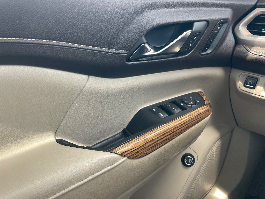 Used 2019 Red Quartz Tintcoat GMC Denali image 11