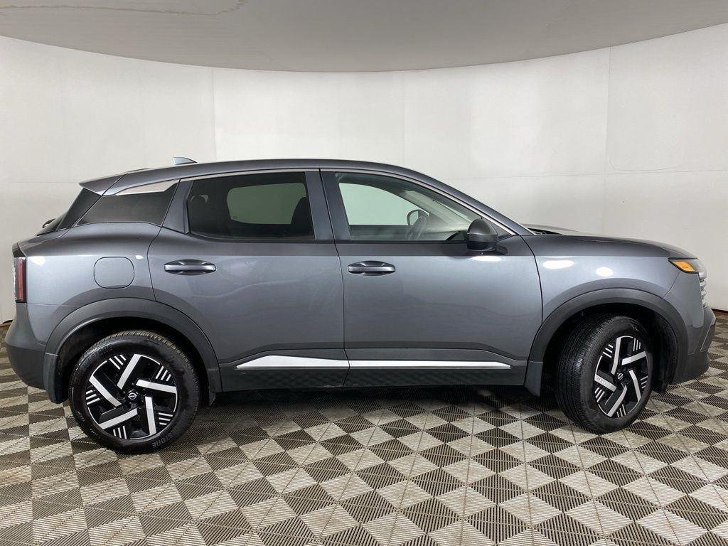 Used 2025 Gun Metallic Nissan SV image 20