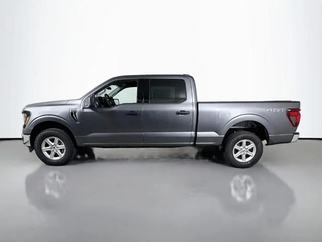 New 2026 Carbonized Gray Metallic Ford XLT image 33
