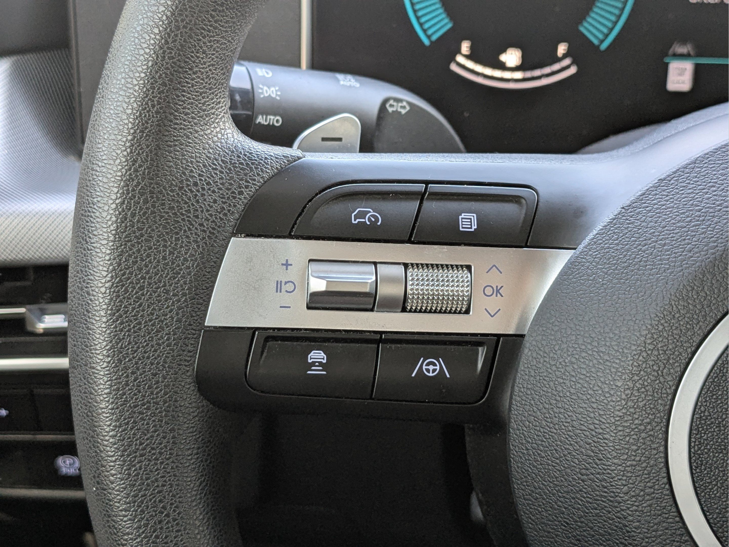 2024 Hyundai Sonata SEL - Photo 17