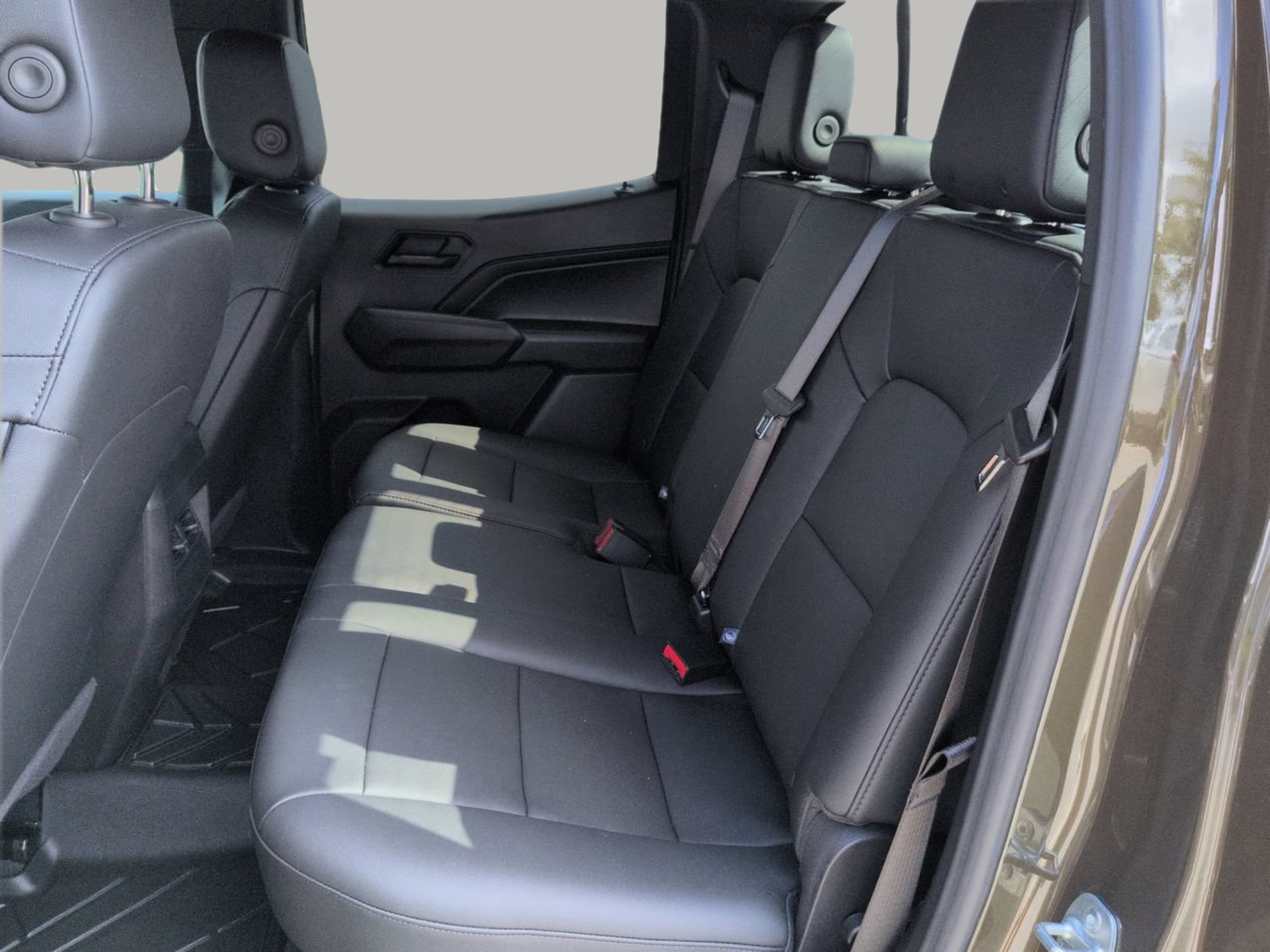 Used 2025 Harvest Bronze Metallic Chevrolet Trail Boss image 18