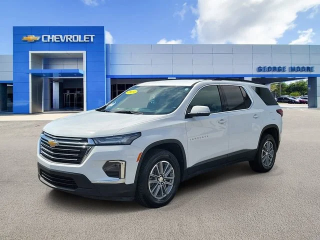 2023 Chevrolet Traverse 3LT - Photo 2