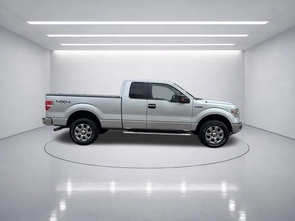 Used 2014 Ingot Silver Metallic Ford XLT image 8