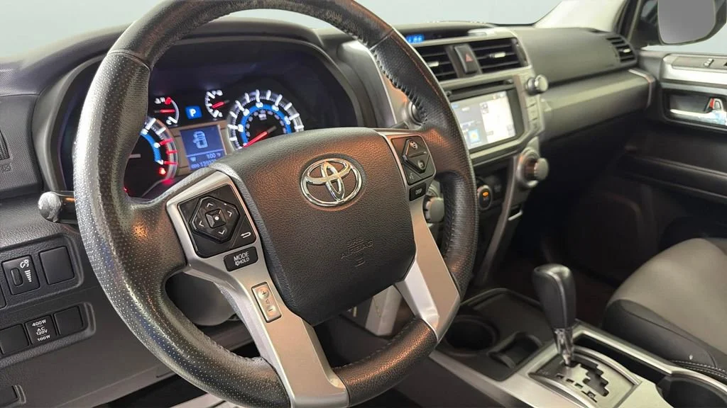 Used 2017 Gray Toyota SR5 image 23