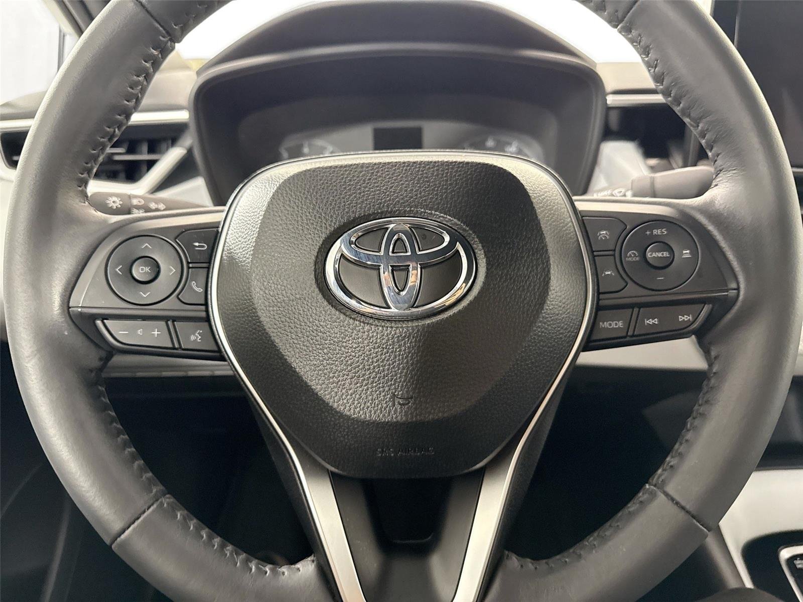 Certified Used 2024 Ice Cap Toyota SE image 16