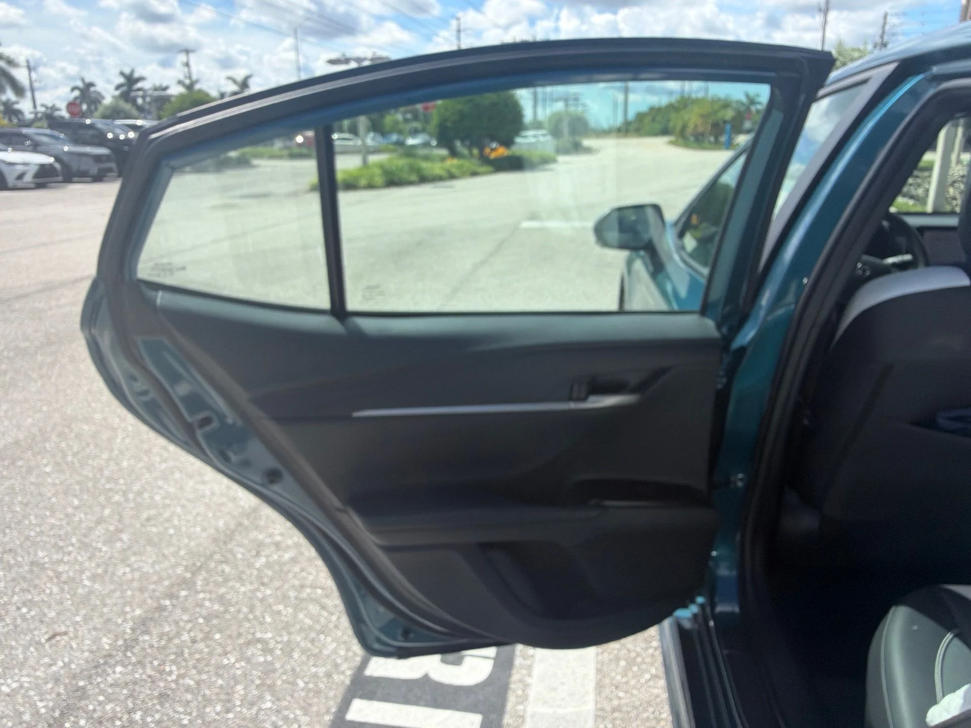 Used 2025 Ocean Toyota SE image 16