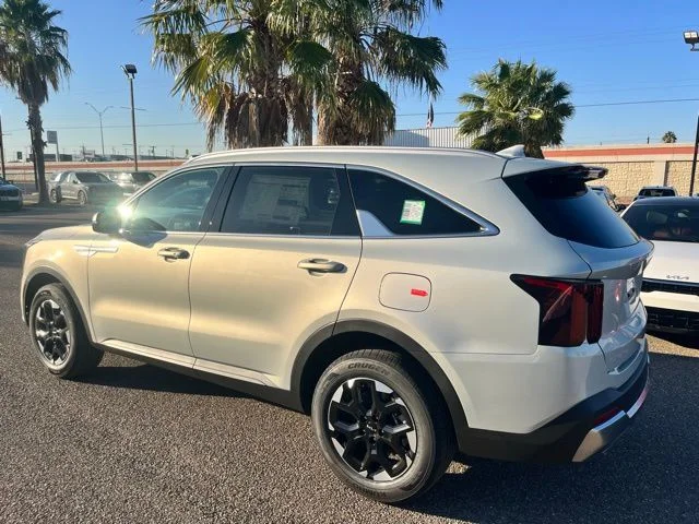 New 2026 White Kia S image 5