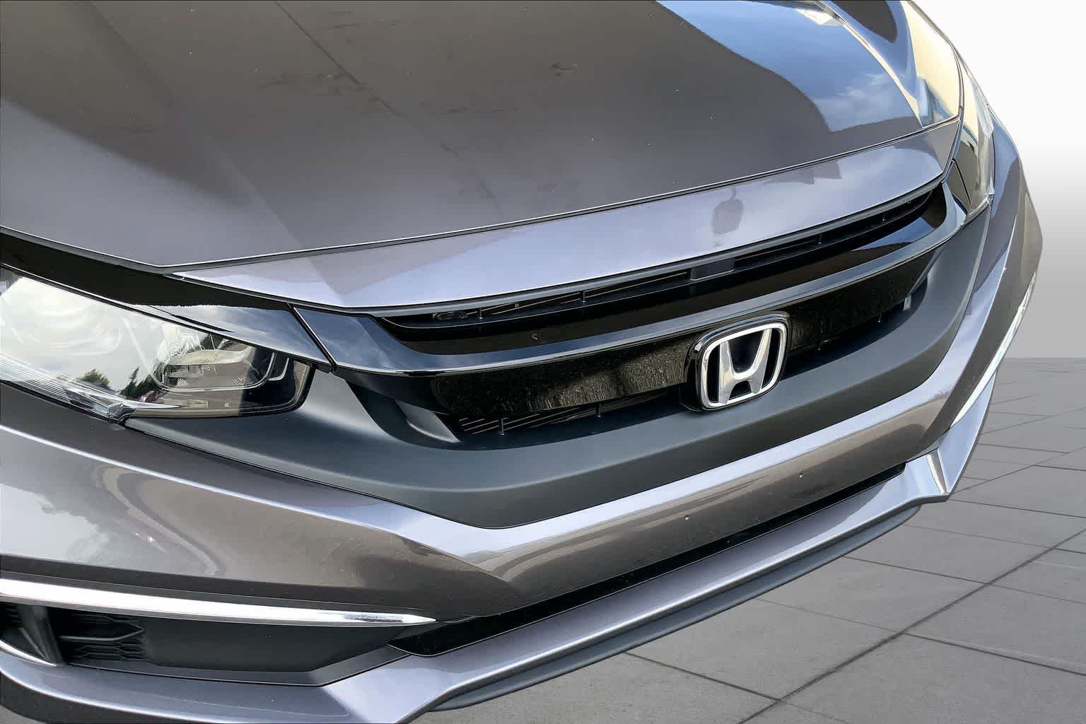 Used 2019 Modern Steel Metallic Honda LX image 31