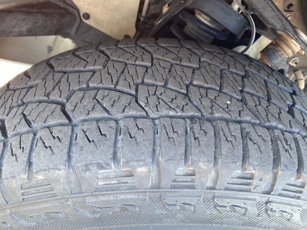 Used 2023 Shadow Black Ford XLT image 40