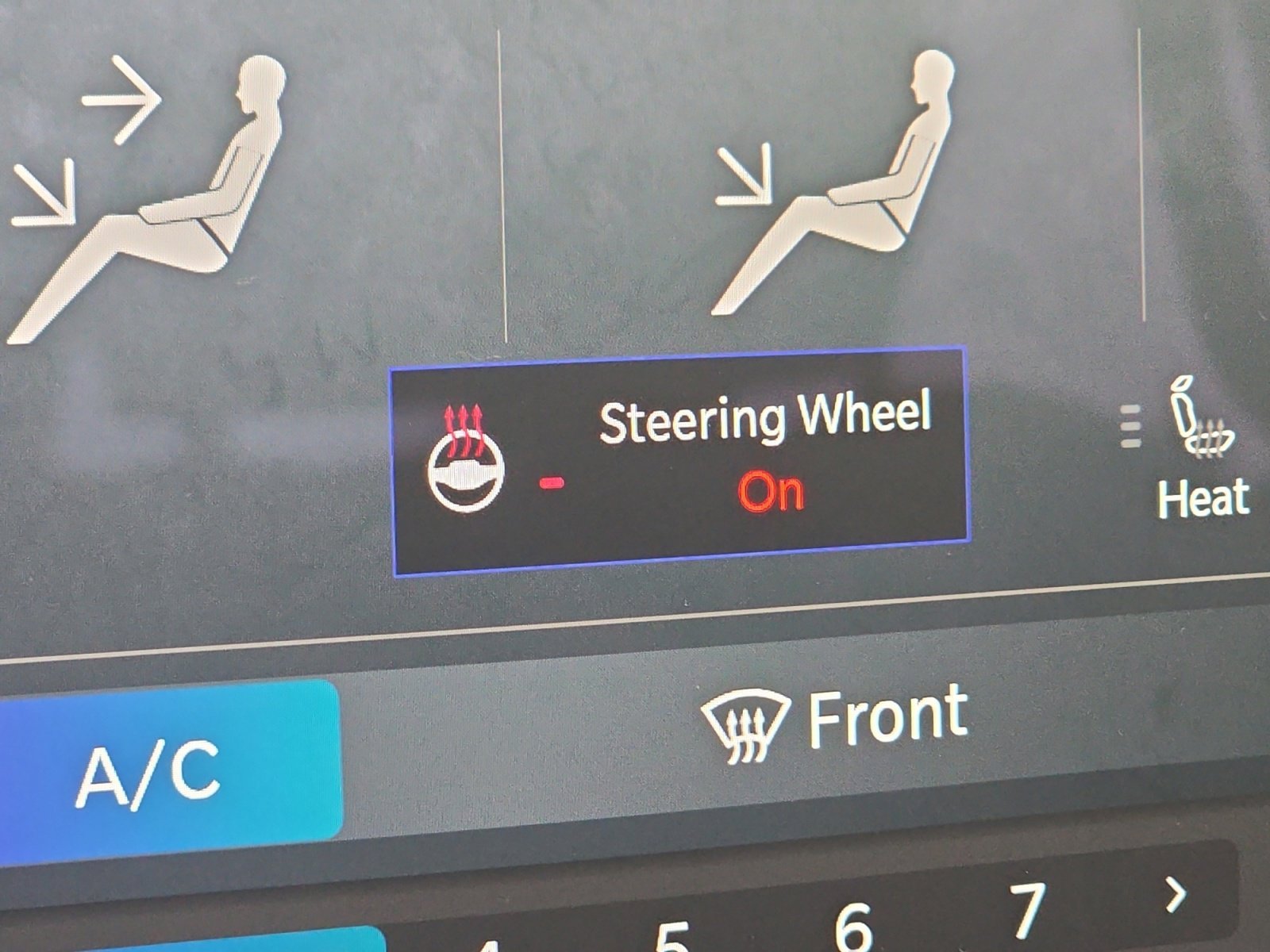 Used 2024 Hydro Blue Pearlcoat Jeep Rubicon image 26