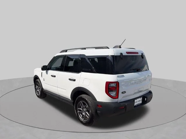 Used 2025 White Ford Big Bend image 3
