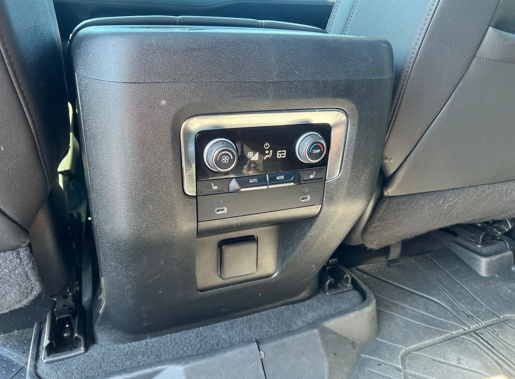 Used 2022 Red Chevrolet RST image 40