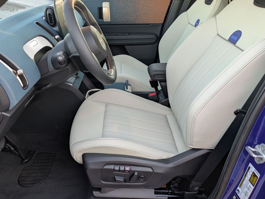 2025 MINI Countryman S - Photo 13