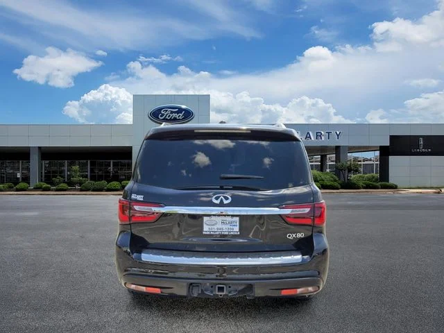 Used 2018 Black INFINITI Base image 4
