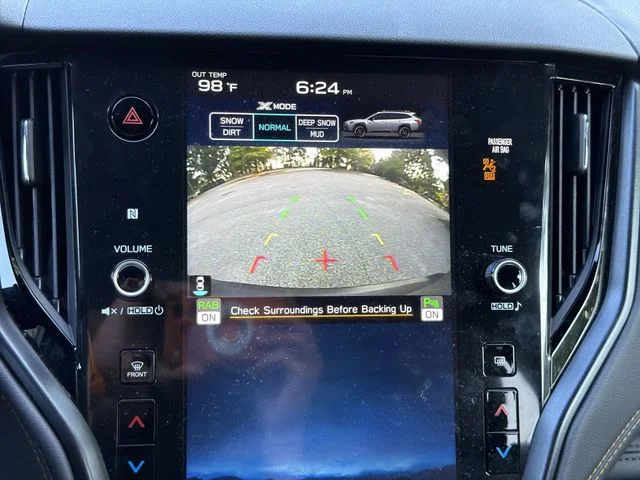 Used 2025 Green Subaru Wilderness image 17