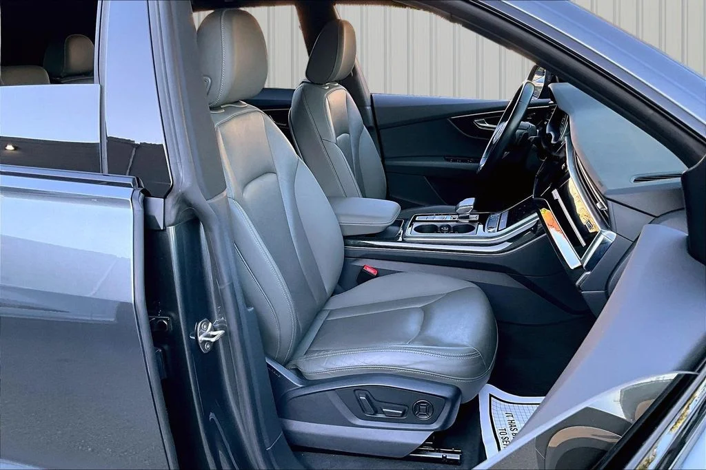 Used 2020 Gray Audi 55 Premium Plus image 29