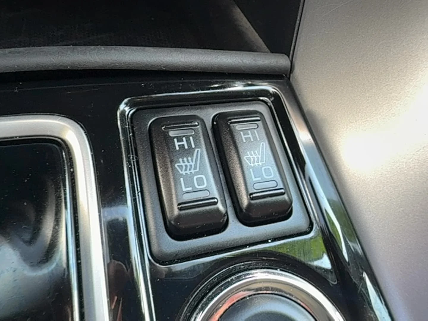 Used 2025 Gray Mitsubishi SE image 20