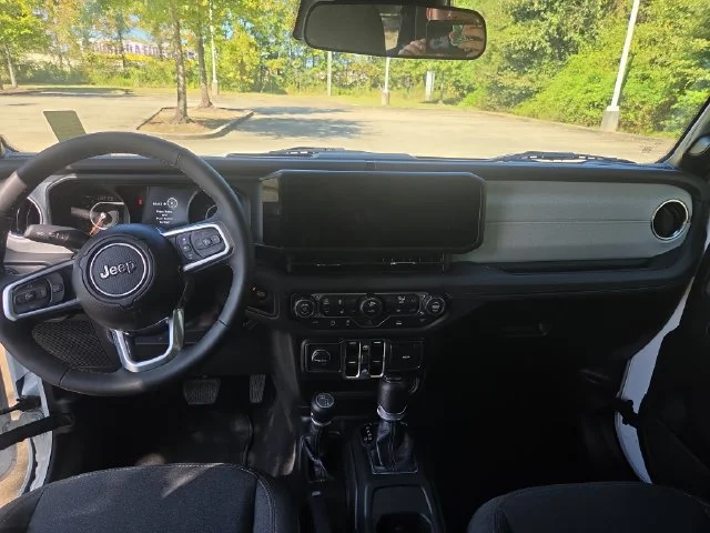 Used 2026 White Jeep Sahara image 12