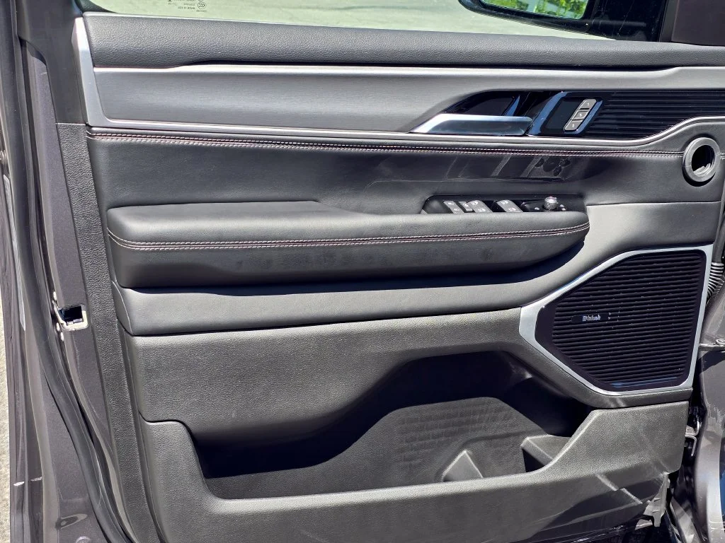 New 2026 Gray Jeep Limited Reserve image 35